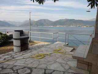 Апартаменты Apartments Sara Тиват Апартаменты с видом на море-7